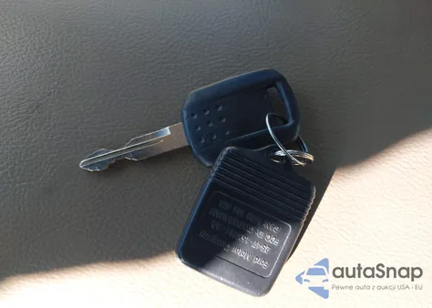 2006 Mercury Montego Luxury from USA, damaged, VIN 1MEFM40136G609497